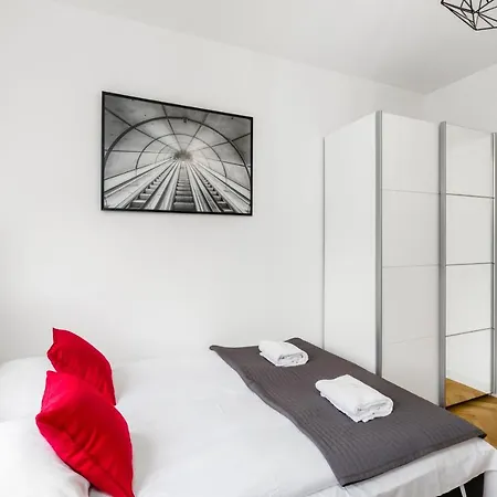 Hotell Premium Grunwaldzka By Renters Poznań