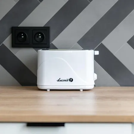 Premium Grunwaldzka By Renters מלון *